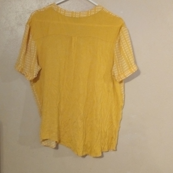 Women blouse - Picture 4 of 4